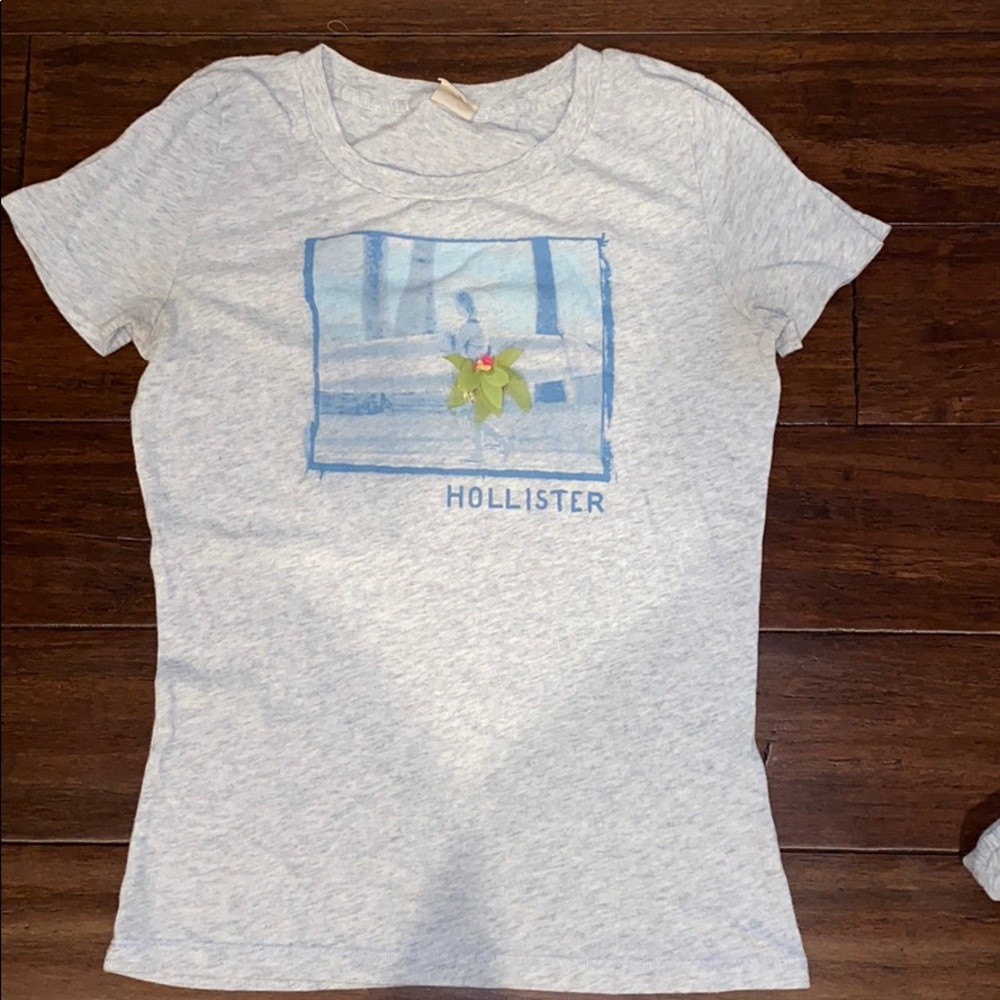 Hollister Beach t-shirt